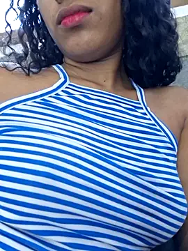cataleya_ja (F young) - naked body and finger in my ass