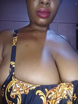 Luciouslips00 webcam