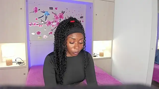 TaylorBloom webcam