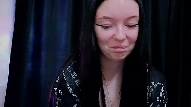 Naomi_Lanee