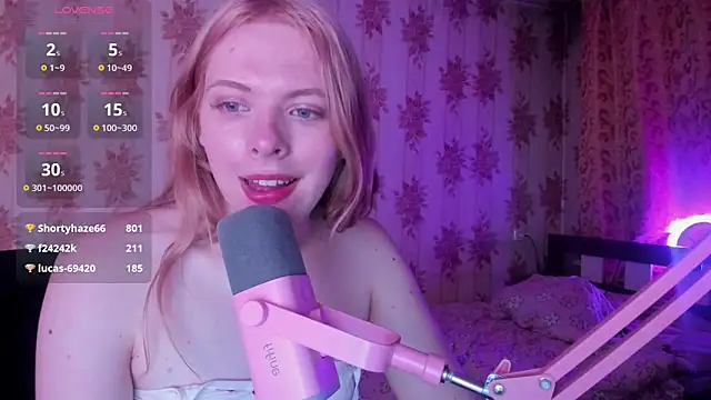 Cutie_Bambi's room