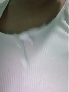 Shine_Mai webcam