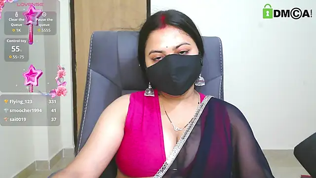 SassyWildCouple live sex cam
