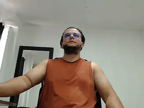cloudsxxx - Cloudsxxx's free webcam - UK Sex Cams