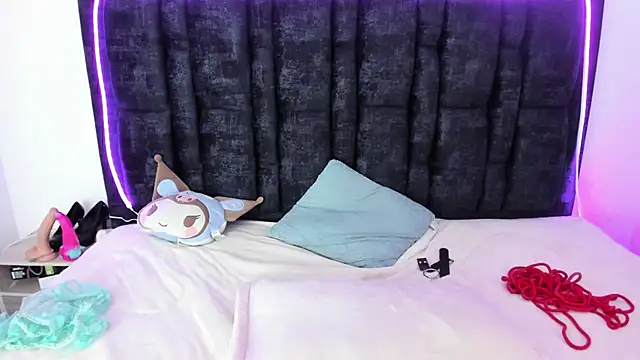 Aurora_Doll_ webcam
