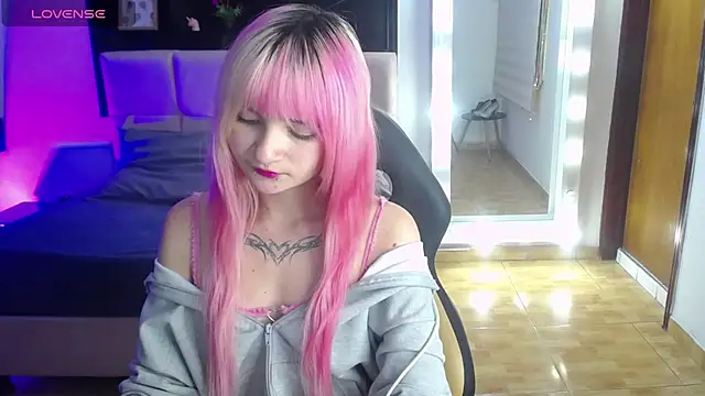 _Charlotte_Collins_ webcam