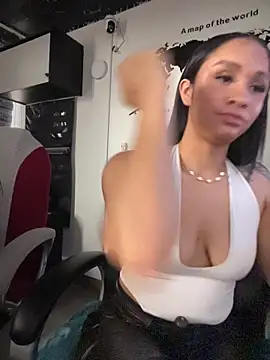 Isabella-Teen webcam