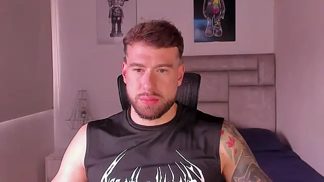 paul_rogerr webcam