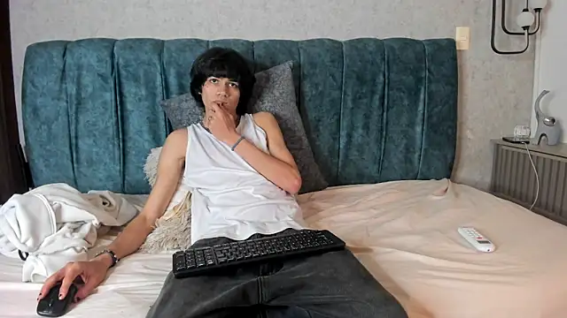 Diamond_twink webcam