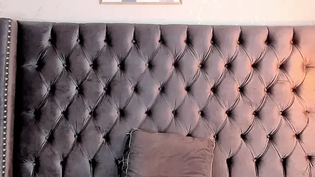 Anya_Belth webcam