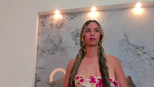 Karina_chastillo webcam