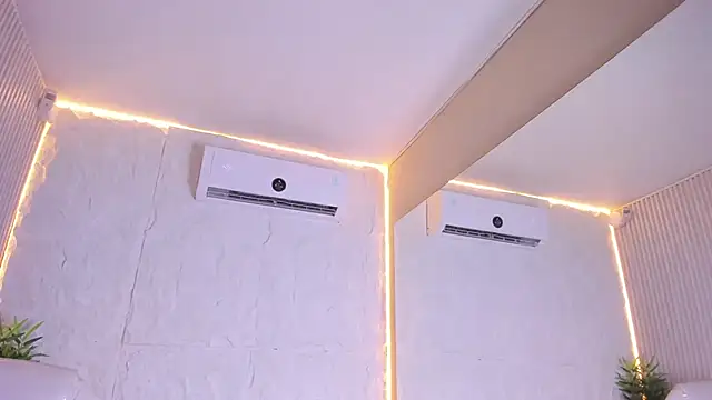 MarelynSummer webcam