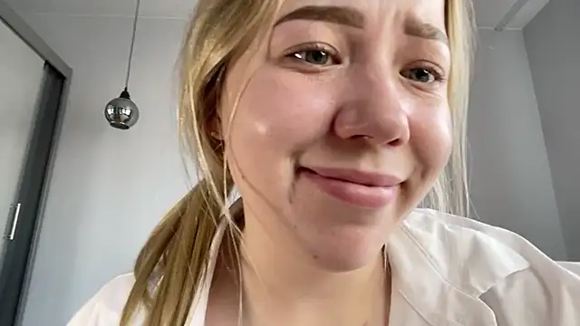 alyrasun webcam