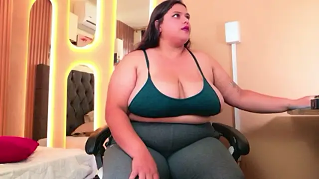 Veronicajhonsonn webcam