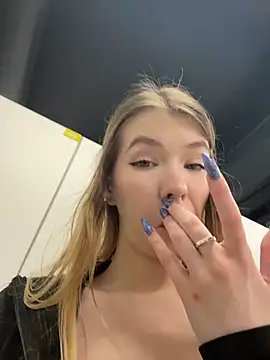 Dreamy_Mia webcam