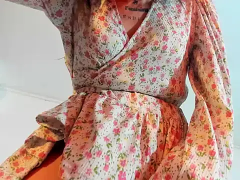 Lux_Royse webcam