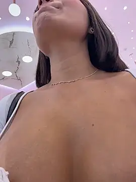 Irina_Velvett webcam