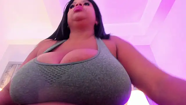 Ciara_Benet webcam