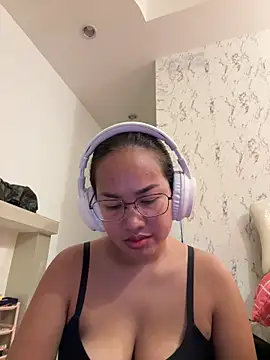 Ponthip webcam