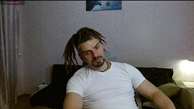 Aestheticguy101 webcam