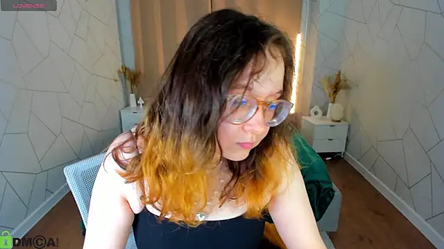 aleks-casterrr - Aleks-casterrr's free webcam - UK Sex Cams