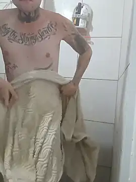 DanielMagains webcam