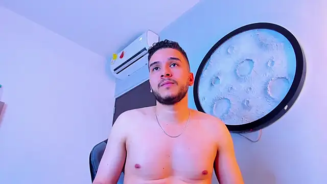 mike_257 webcam