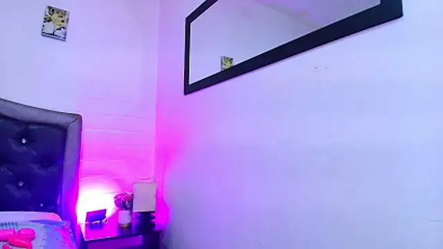 QueenMatturex webcam