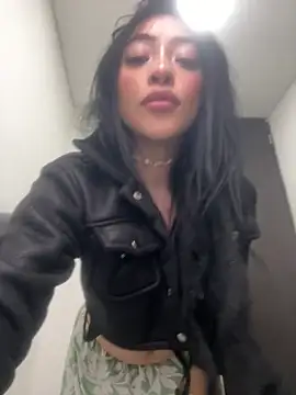 DAKOTA_SAKURA webcam