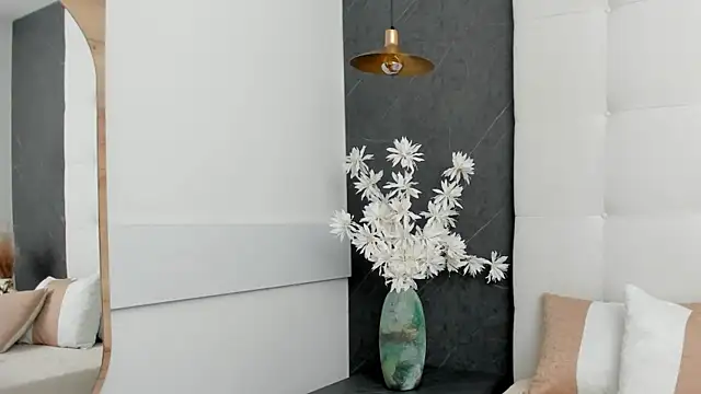KiimCollins live sex cam