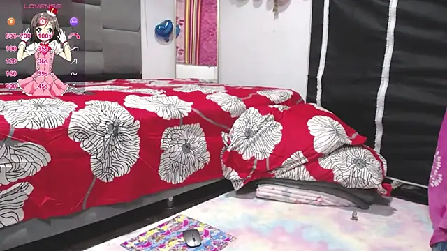 Sharloth_milf webcam