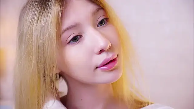 sunnivacovil (F teen) - 💕Doggy teasing💕