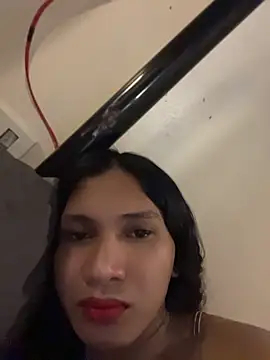slutty_aki's room