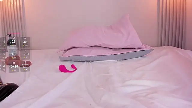 Sallyrosee_
