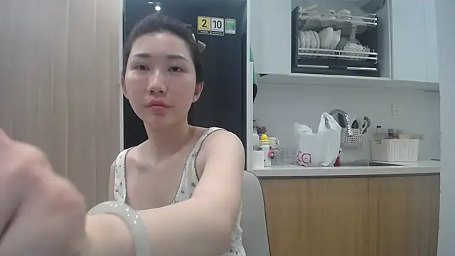 Asiagirll live cam on StripChat