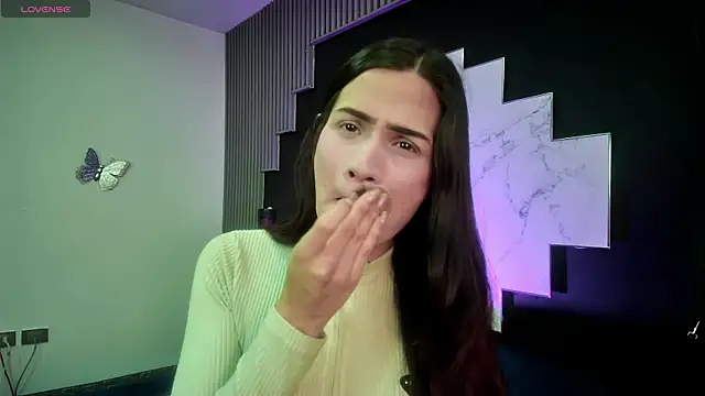 Juliette_Doll_ live sex cam