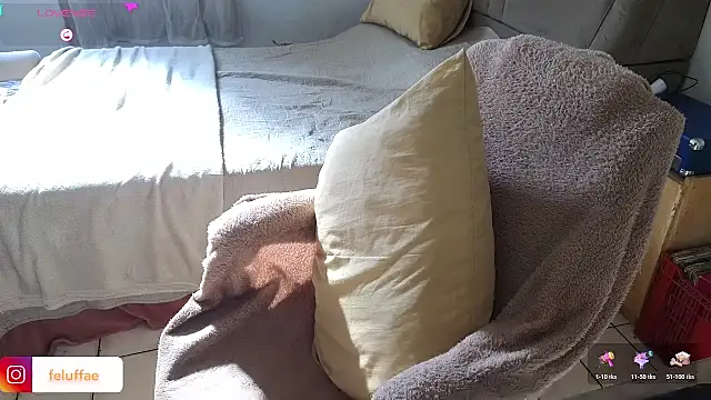 feluriana webcam
