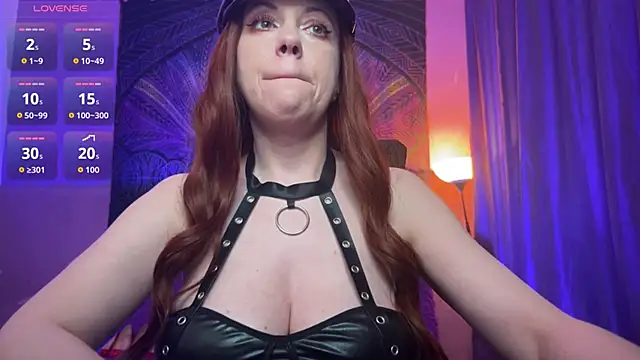 Helena__Femdom webcam