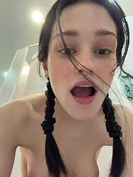 Mia_Mia_M webcam