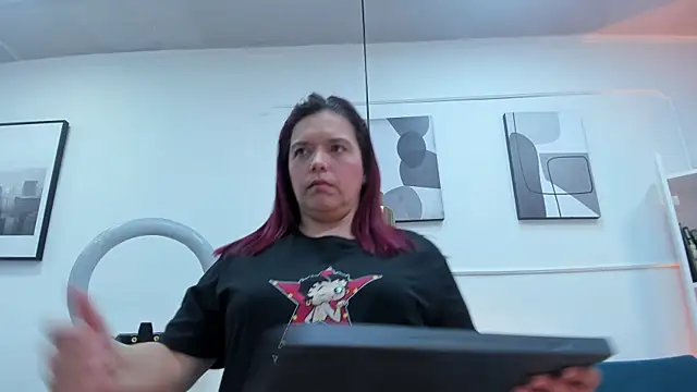 VeronicaBlake webcam