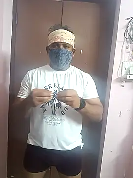 tilluboyrocky webcam