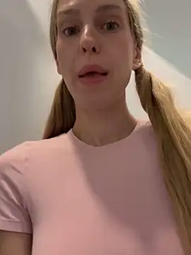 kira_mia (F young) - flash nipples+ahegao drool🥵behind drivr
