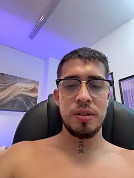 tommas_jhonson - Tommas_Jhonson's free webcam - UK Sex Cams