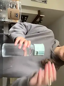 MiaLovesxxx webcam