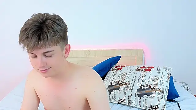 Miless_Cooper live sex cam