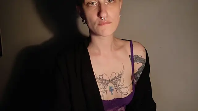 candy_rust - Candy_Rust's free webcam - UK Sex Cams