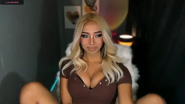 Attractive_Goddess_Isla webcam