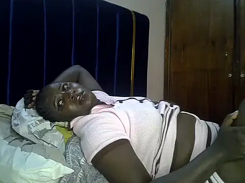 Lilyo66 webcam