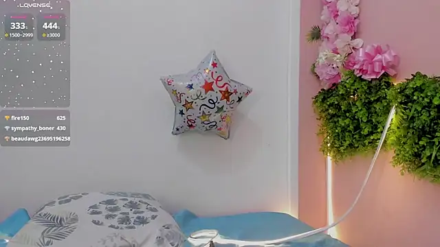 Mikasa_Horny webcam
