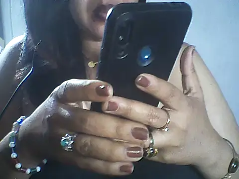 layanah12 webcam